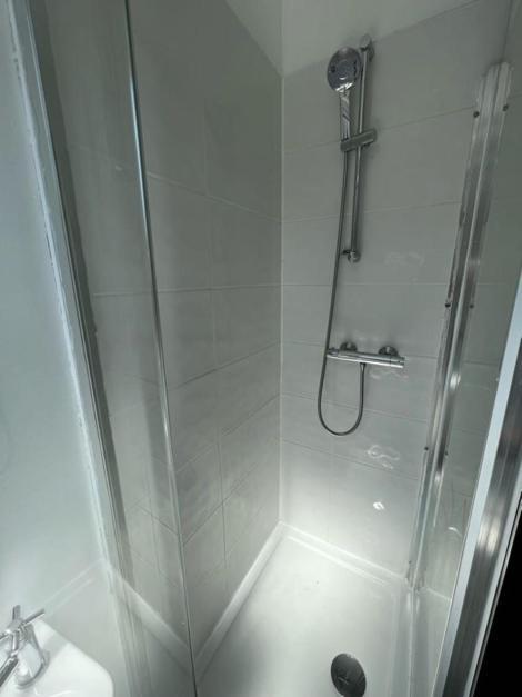 Moorfield Street Guesthouse Лийдс Екстериор снимка